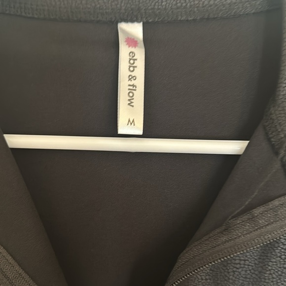 Women’s Ebb & flow size medium, athletic leisure jacket new with tags - Picture 2 of 7